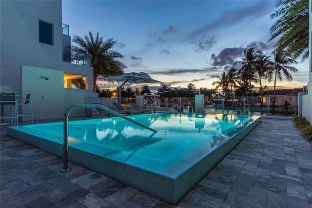 221 Shore Court, Lauderdale-By-The-Sea, Lauderdale By The Sea, FL 33308