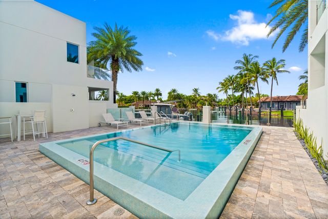 221 Shore Court, Lauderdale-By-The-Sea, Lauderdale By The Sea, FL 33308