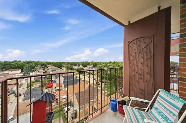7830 W North Avenue 710, Elmwood Park, IL 60707