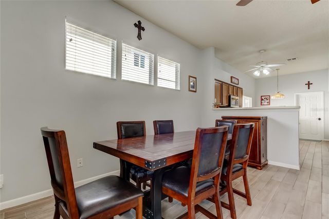 4251 FORESTER LANE, Tampa, FL 33618