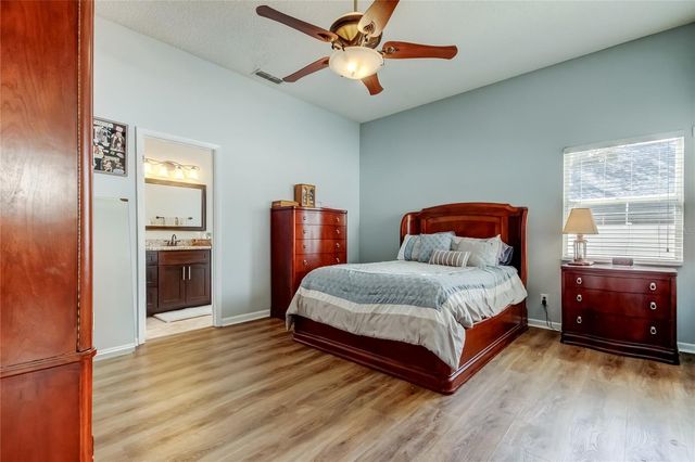 4251 FORESTER LANE, Tampa, FL 33618