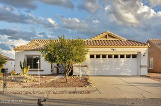 555 W Rio Teras, Green Valley, AZ 85614
