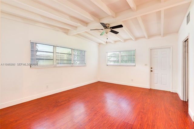 1716 SW 12th Ct, Fort Lauderdale, FL 33312