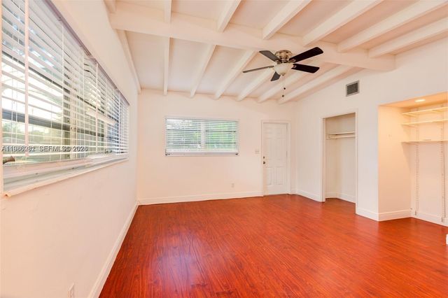 1716 SW 12th Ct, Fort Lauderdale, FL 33312