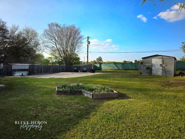 2042 Urbandale Street, Shreveport, LA 71118