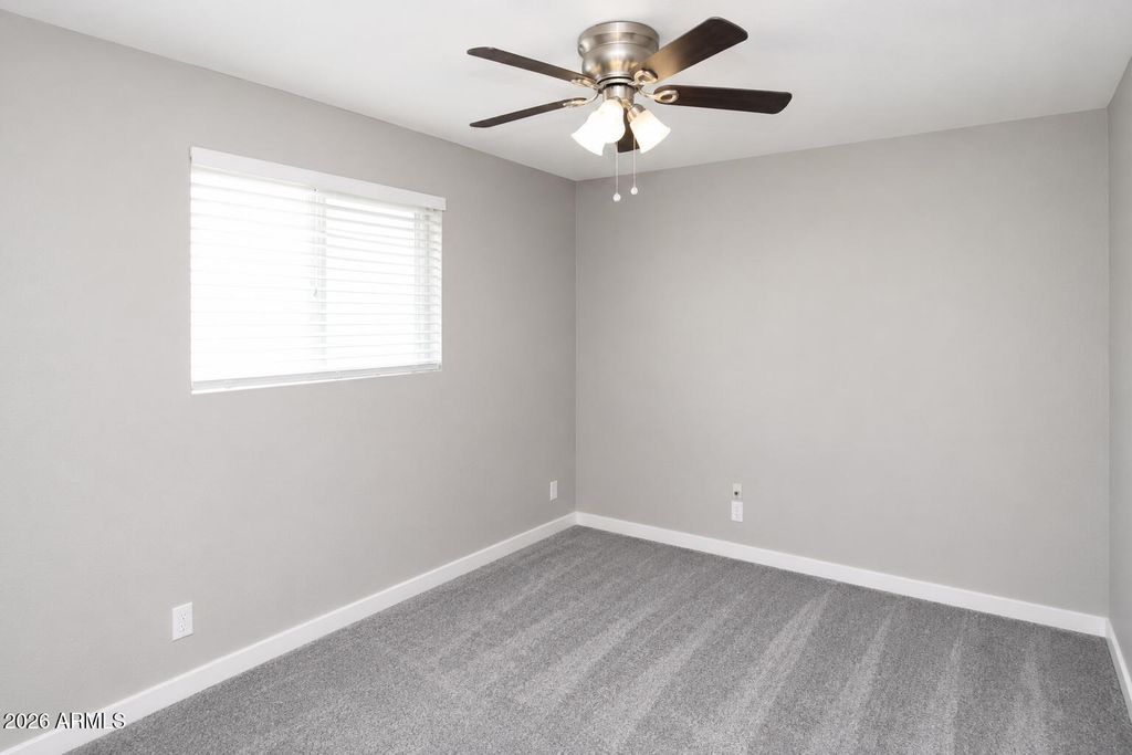 2210 W DEVONSHIRE Avenue, Phoenix, AZ 85015 — photo 5