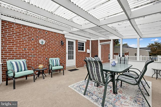 620 SCHOOL LN, Wallingford, PA 19086