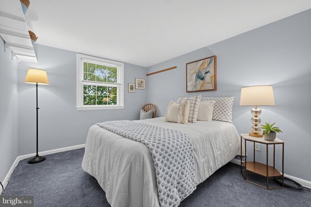 620 SCHOOL LN, Wallingford, PA 19086