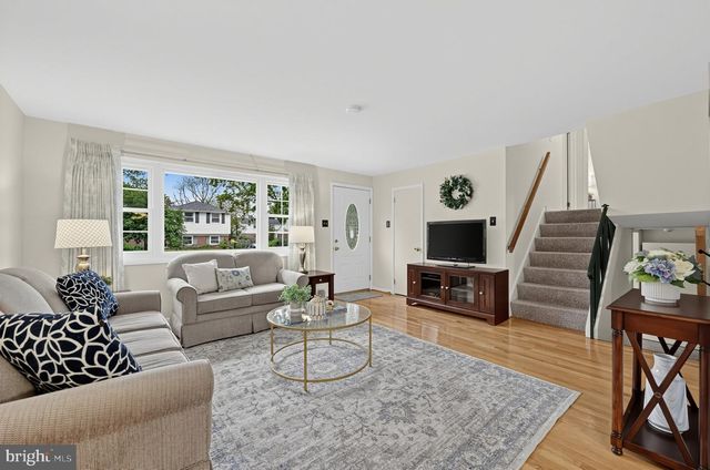 620 SCHOOL LN, Wallingford, PA 19086