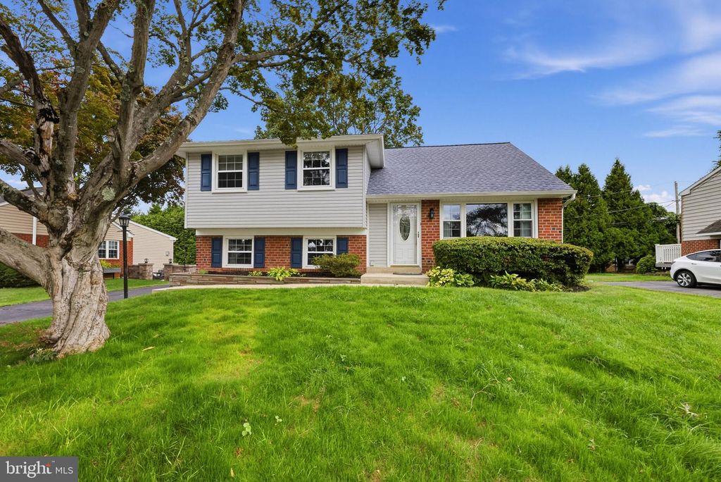 620 SCHOOL LN, Wallingford, PA 19086 — exterior