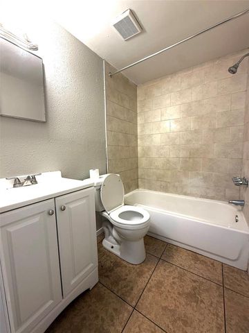 10108 N 10TH STREET, Tampa, FL 33612