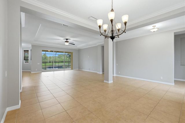 640 HONEYFLOWER LOOP, Bradenton, FL 34212