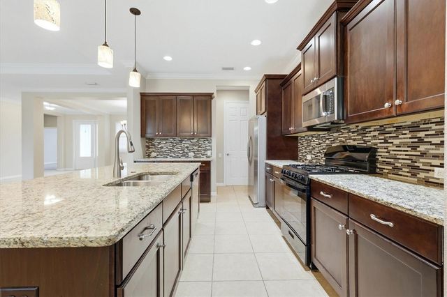 640 HONEYFLOWER LOOP, Bradenton, FL 34212