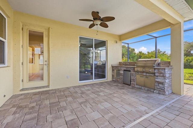 640 HONEYFLOWER LOOP, Bradenton, FL 34212