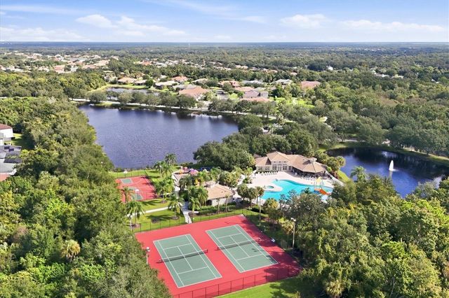 640 HONEYFLOWER LOOP, Bradenton, FL 34212