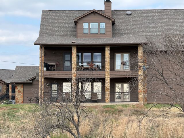 1203 Eagle Point, Graford, TX 76449