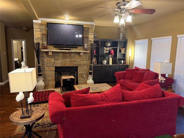 1203 Eagle Point, Graford, TX 76449