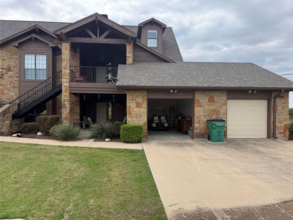 1203 Eagle Point, Graford, TX 76449