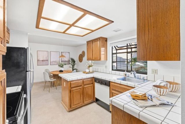 217 Del Monte Lane, Morgan Hill, CA 95037