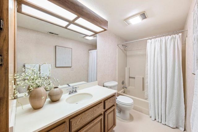 217 Del Monte Lane, Morgan Hill, CA 95037