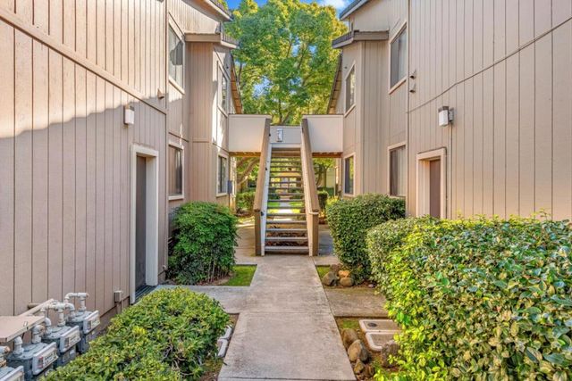 217 Del Monte Lane, Morgan Hill, CA 95037