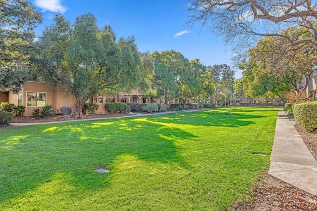 217 Del Monte Lane, Morgan Hill, CA 95037