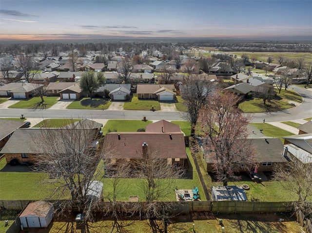 10445 Birkenhead Road, Yukon, OK 73099