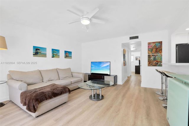 1601 Bay Rd 8, Miami Beach, FL 33139