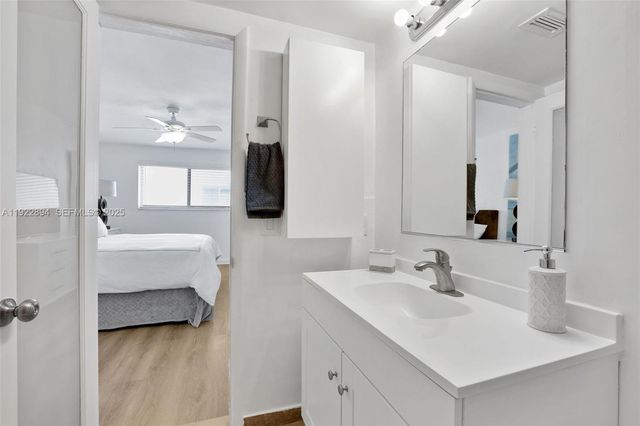 1601 Bay Rd 8, Miami Beach, FL 33139