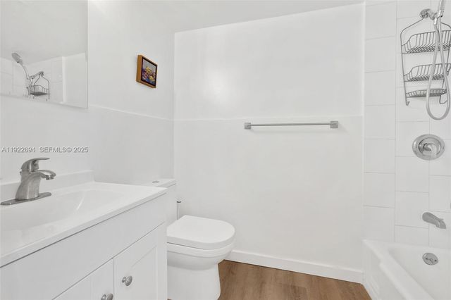 1601 Bay Rd 8, Miami Beach, FL 33139