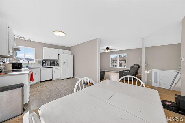 219 Grand Central Drive, Union, MO 63084