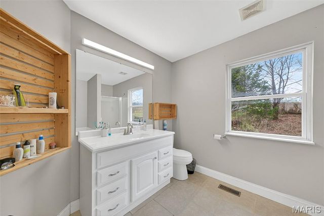 219 Grand Central Drive, Union, MO 63084