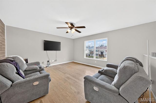 219 Grand Central Drive, Union, MO 63084