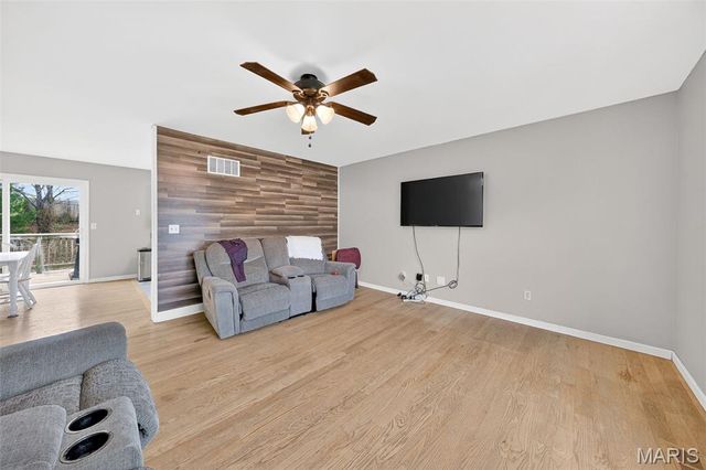 219 Grand Central Drive, Union, MO 63084