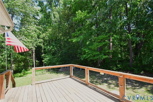 2043 Maginoak Ct, North Chesterfield, VA 23236