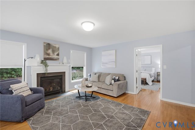 2043 Maginoak Ct, North Chesterfield, VA 23236