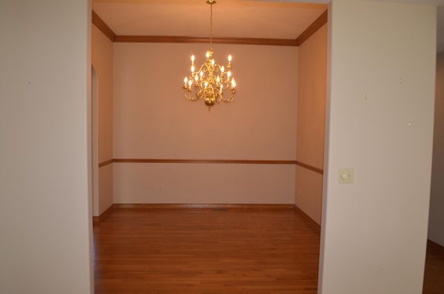 806 W Honeysuckle Lane, Nixa, MO 65714