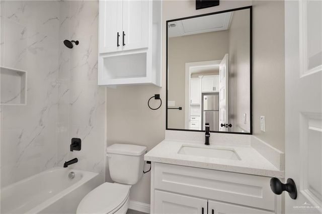 905 Crestview Street, Weslaco, TX 78599