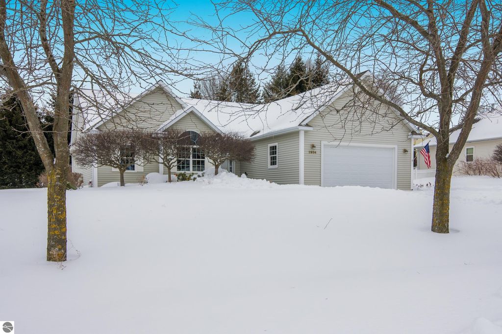 2934 Ridge Trail Drive, Traverse City, MI 49684