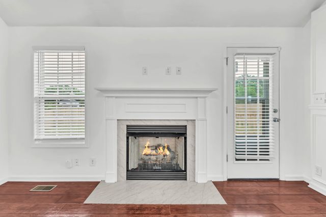 2625 Arthurs Ct, Clarksville, TN 37040