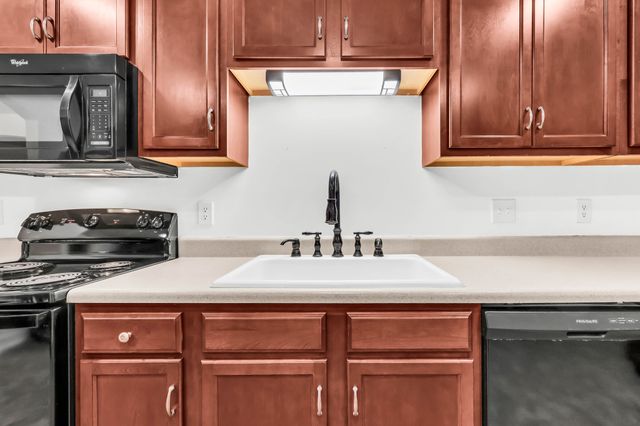 2625 Arthurs Ct, Clarksville, TN 37040