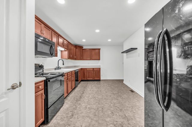 2625 Arthurs Ct, Clarksville, TN 37040