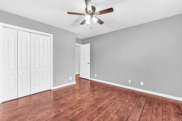 2625 Arthurs Ct, Clarksville, TN 37040