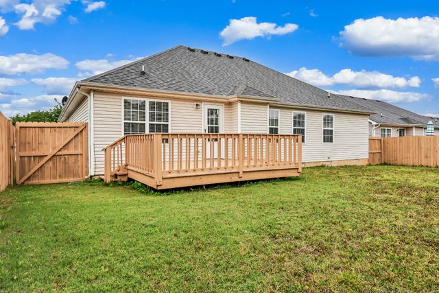 2625 Arthurs Ct, Clarksville, TN 37040