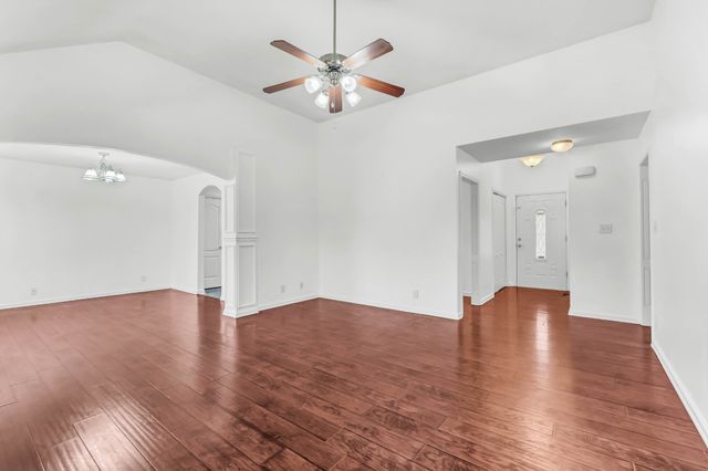2625 Arthurs Ct, Clarksville, TN 37040