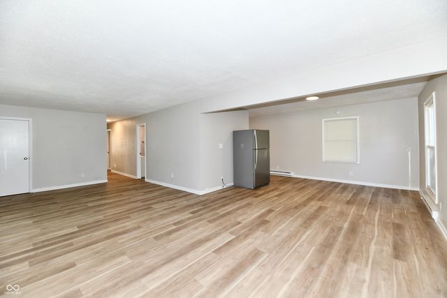 955 N Belmont Avenue, Indianapolis, IN 46222