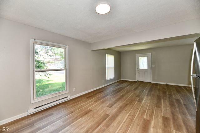 955 N Belmont Avenue, Indianapolis, IN 46222