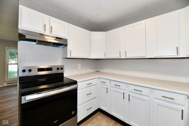 955 N Belmont Avenue, Indianapolis, IN 46222