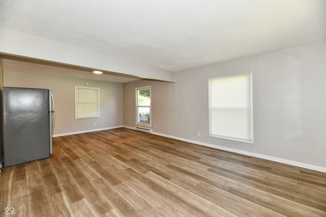 955 N Belmont Avenue, Indianapolis, IN 46222
