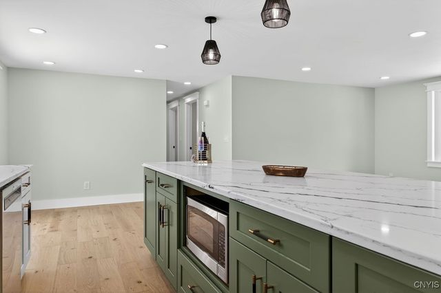 119 Gulino Avenue, Camillus, NY 13031